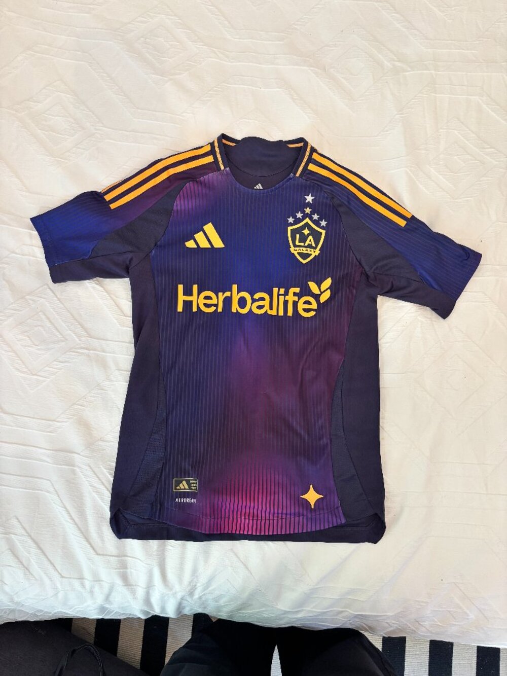 LIKE NEW: LA Galaxy 25/26 Away Jersey-Size SMALL